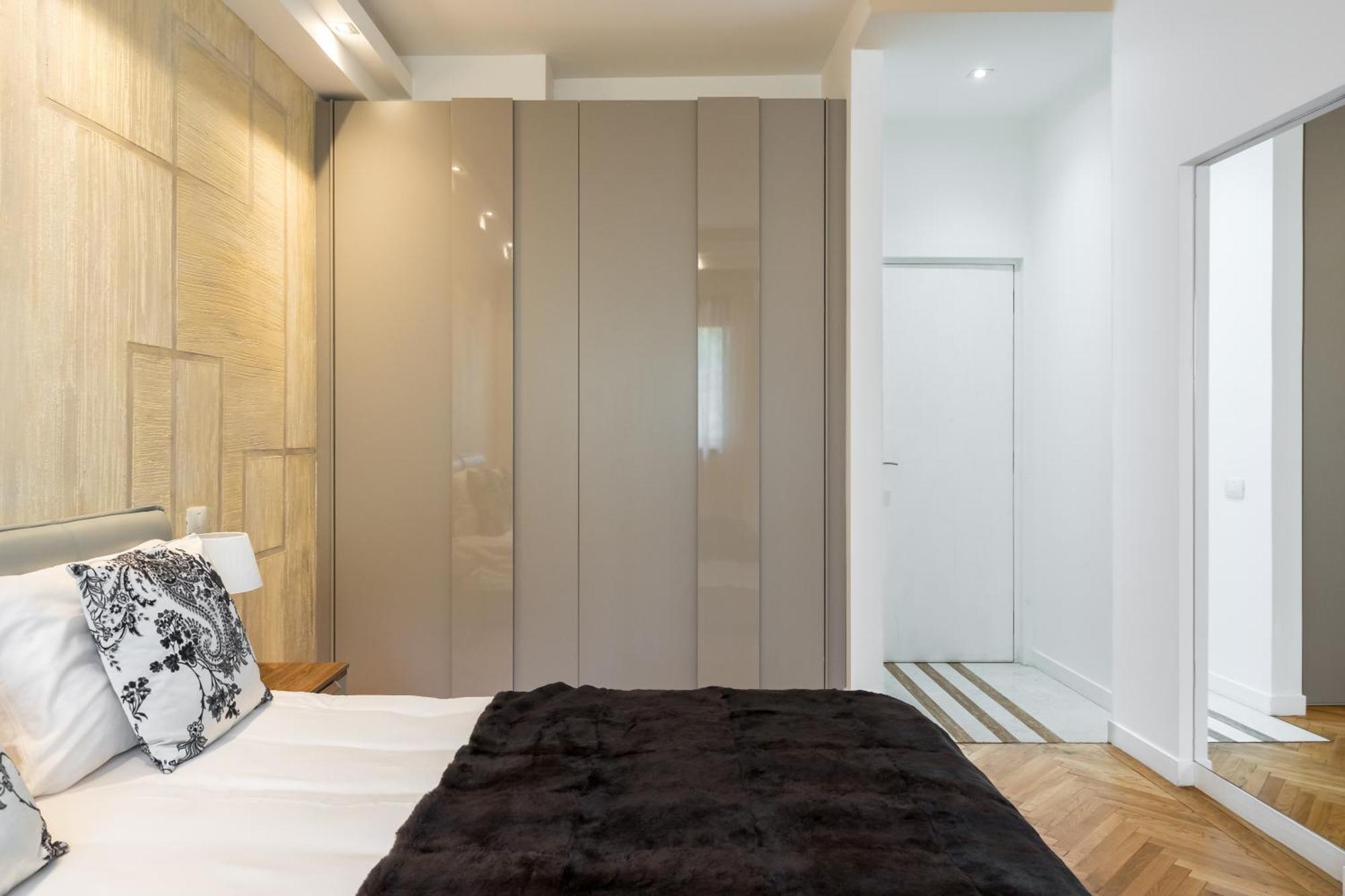 Apartment Esop - Elegant 2br In Dorobanti Bucharest