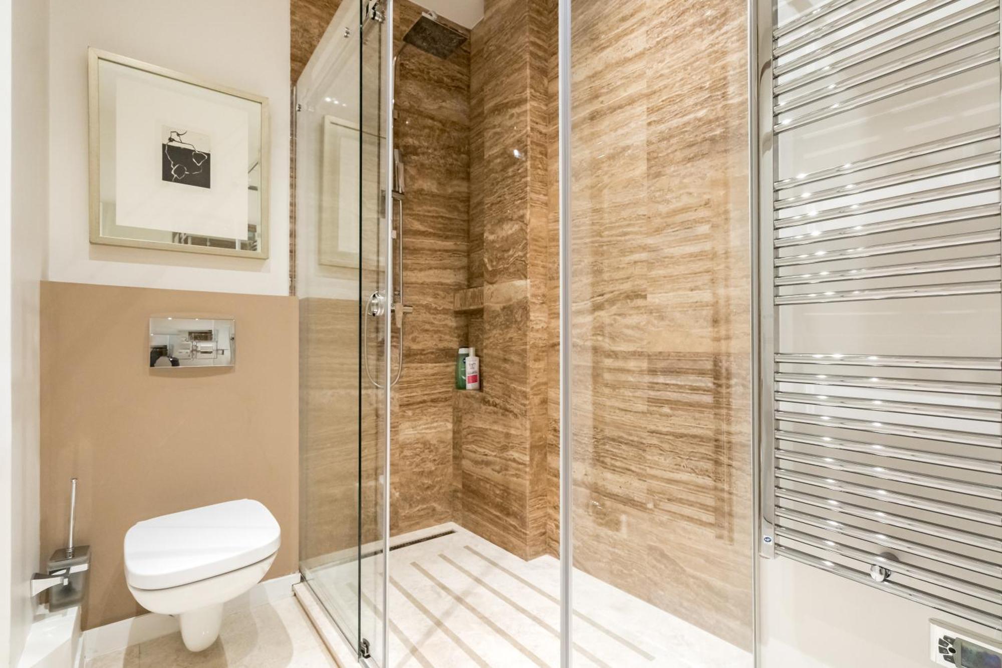 Esop - Elegant 2br In Dorobanti Bucharest