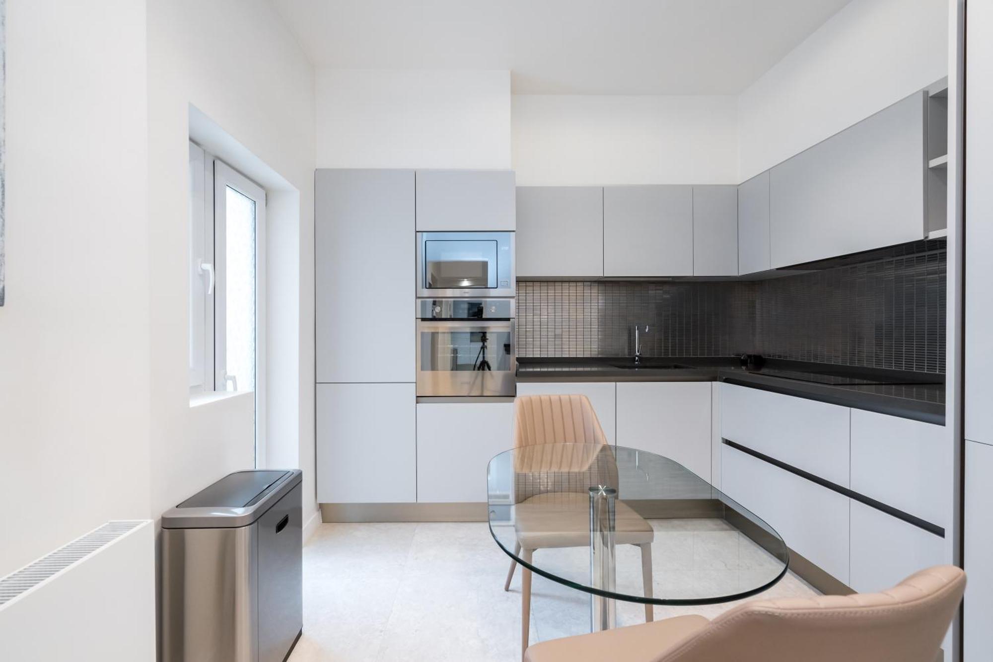 Apartment Esop - Elegant 2br In Dorobanti Bucharest