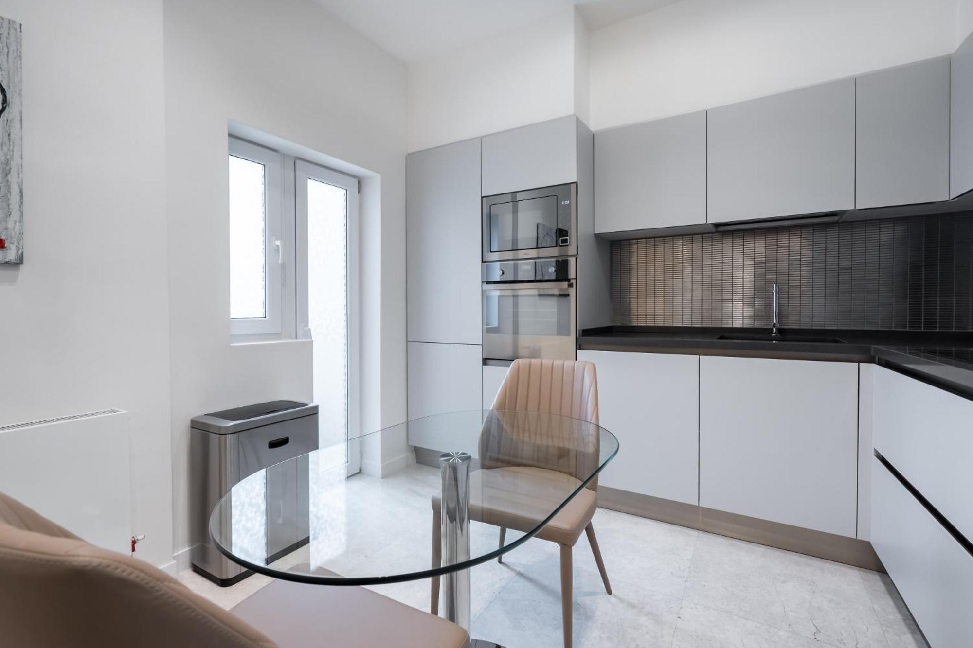 Esop - Elegant 2br In Dorobanti * Bucharest